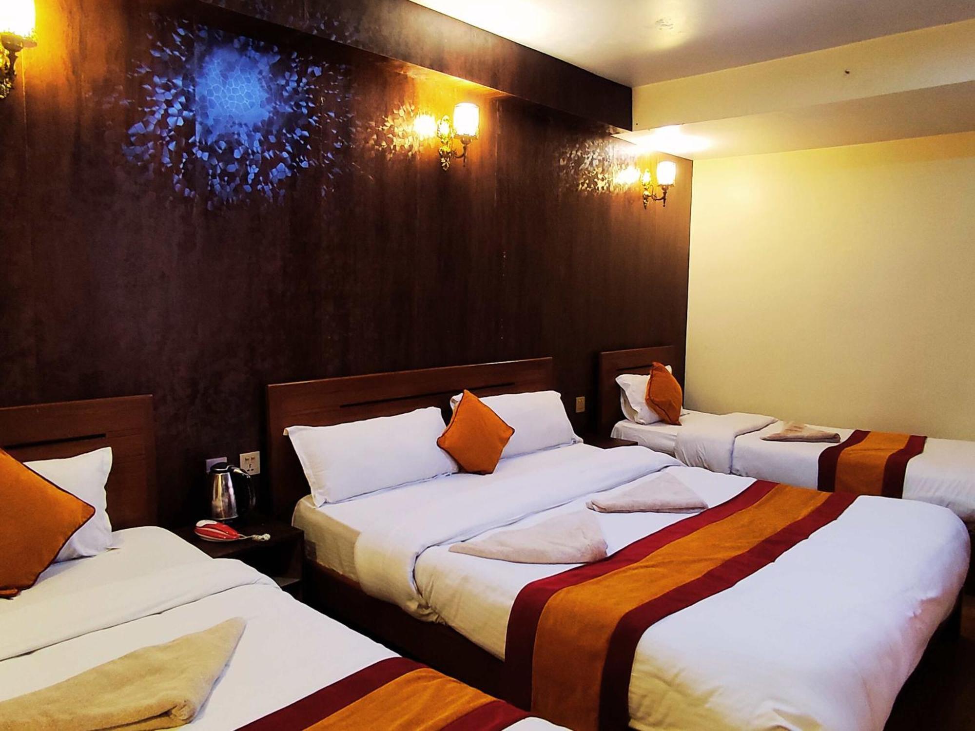 Royal Kings Hotel Katmandu Zewnętrze zdjęcie