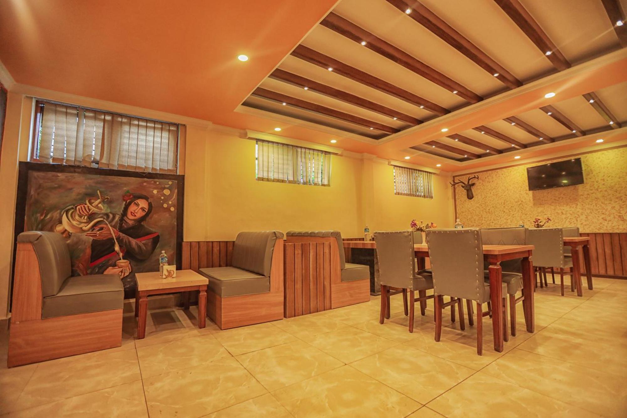 Royal Kings Hotel Katmandu Zewnętrze zdjęcie